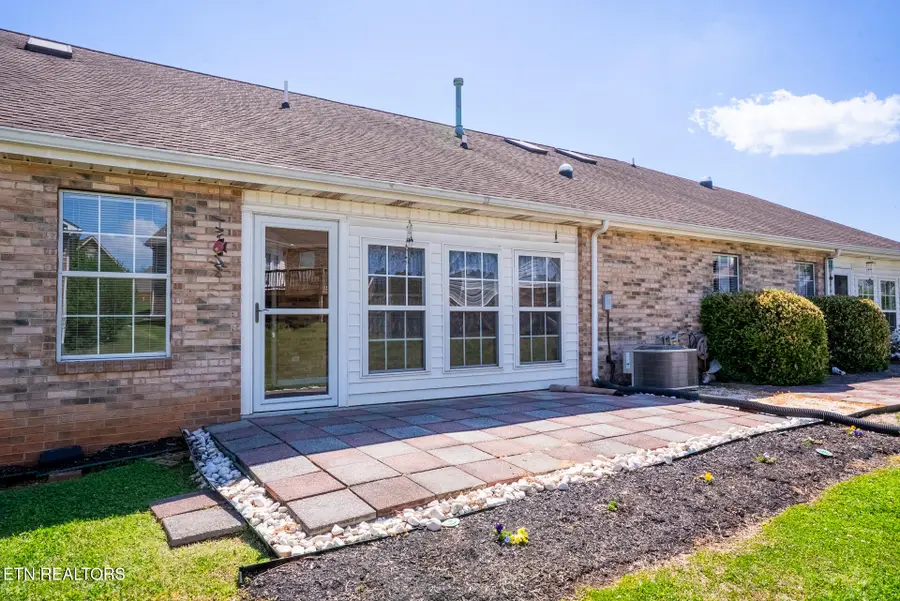 215 Royal Oaks Drive, Maryville, TN 37801 - #3