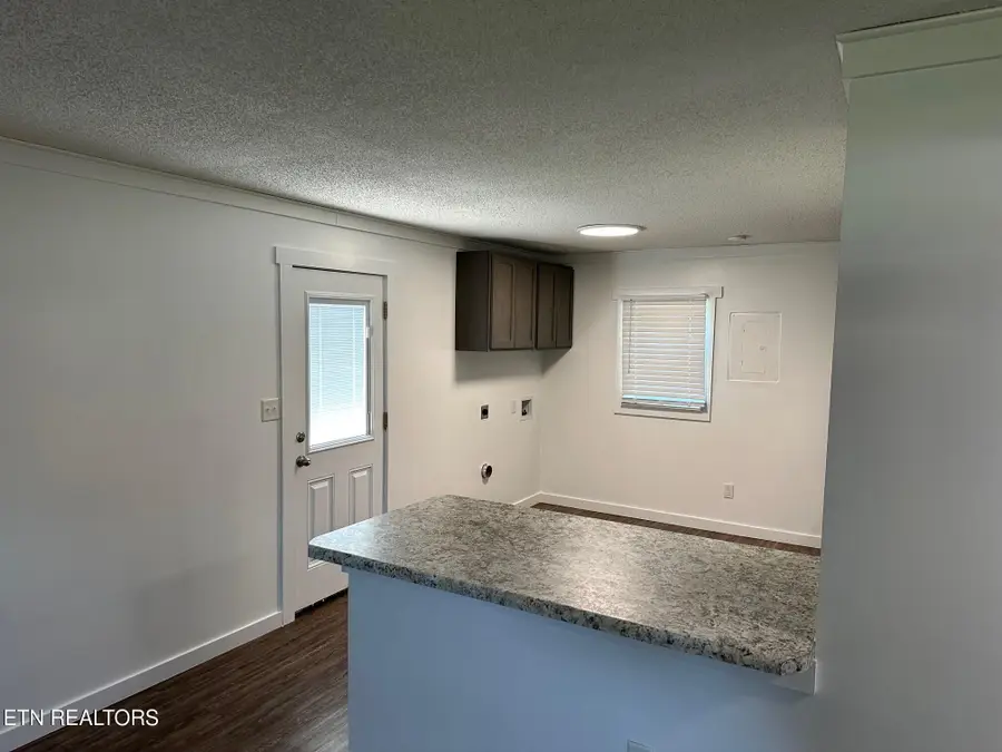 518 Pine Ave, Cookeville, TN 38501 - #3