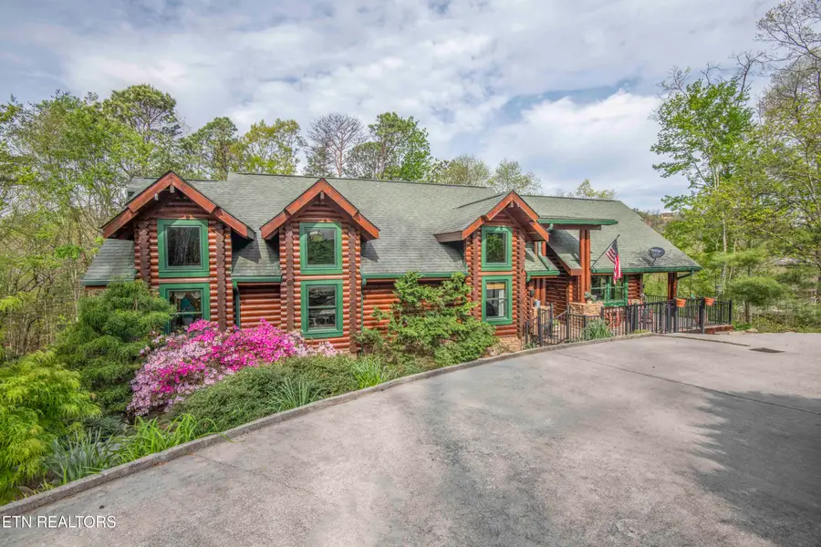 3123 Rocking Chair Lane, Sevierville, TN 37862 - #3