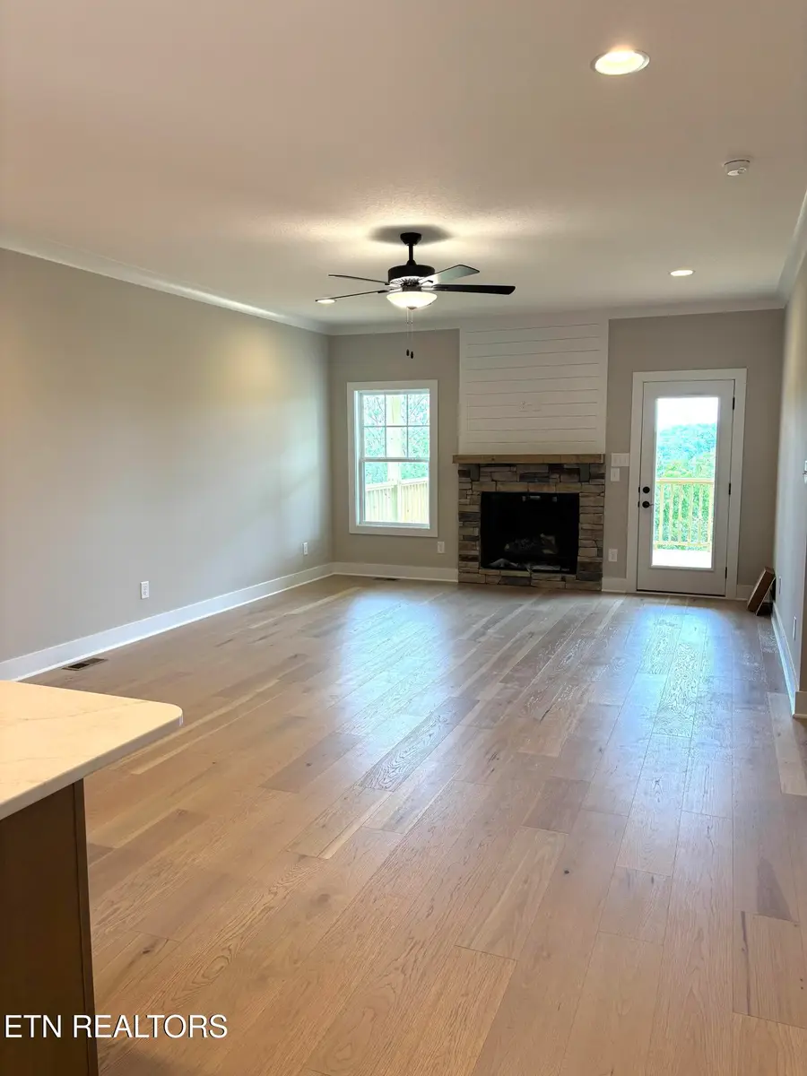 170 Timber Circle, Lenoir City, TN 37772 - #2