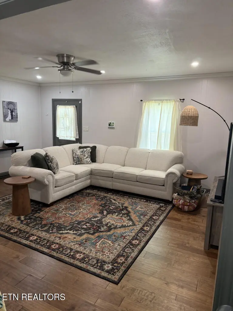 715 Ferry St, Loudon, TN 37774 - #3