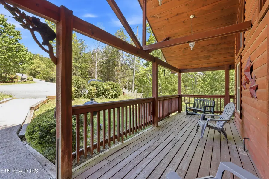 2316 Wooddale Way, Sevierville, TN 37876 - #3