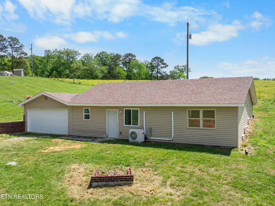 246 Cabbage Rd, Blaine, TN 37709 - #3