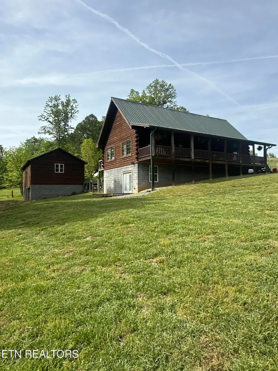 1730 Silver City Rd, Whitesburg, TN 37891 - #2