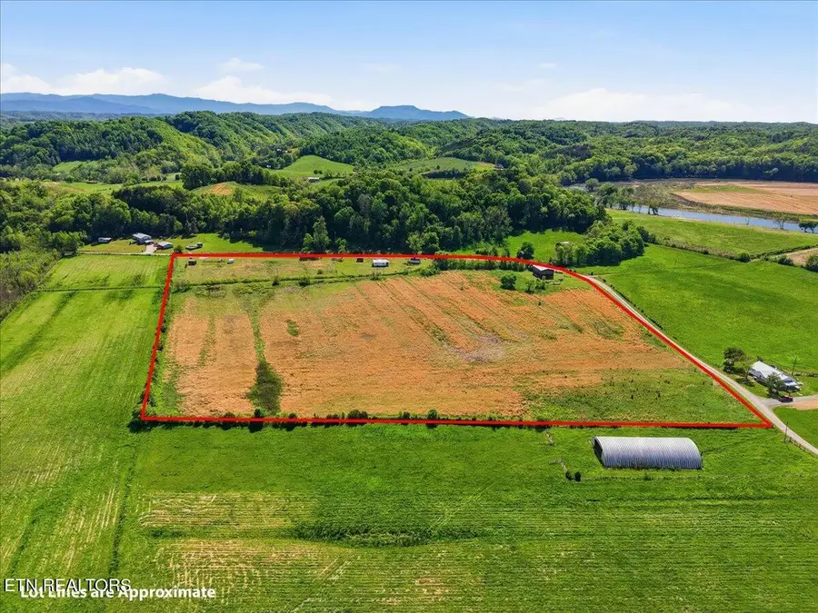 525 Matthews Lane, Mosheim, TN 37818 - #3