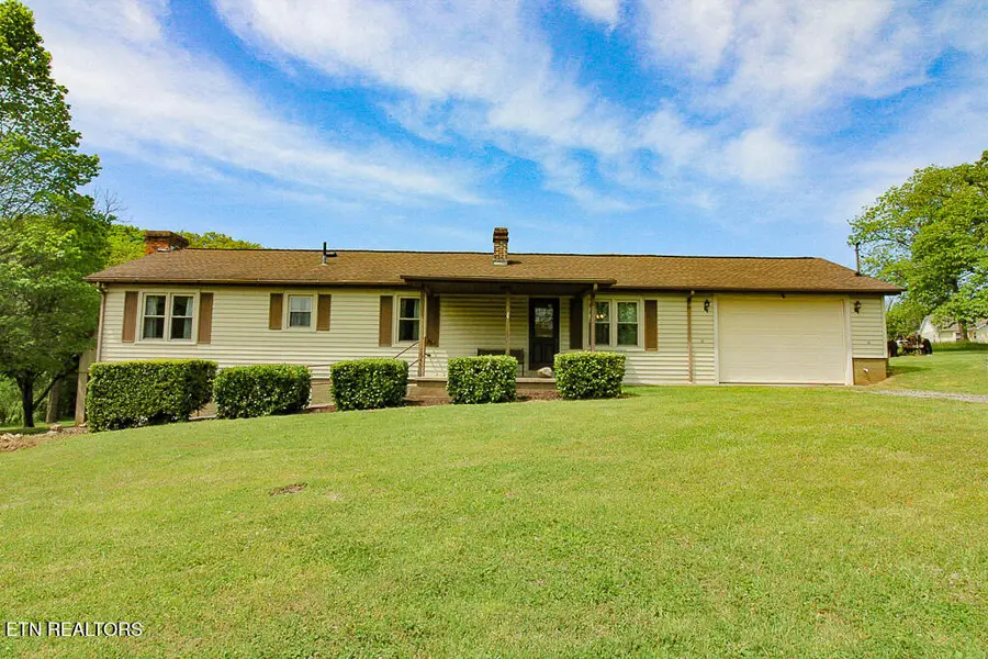 3315 Pineview Rd, Maryville, TN 37803 - #2