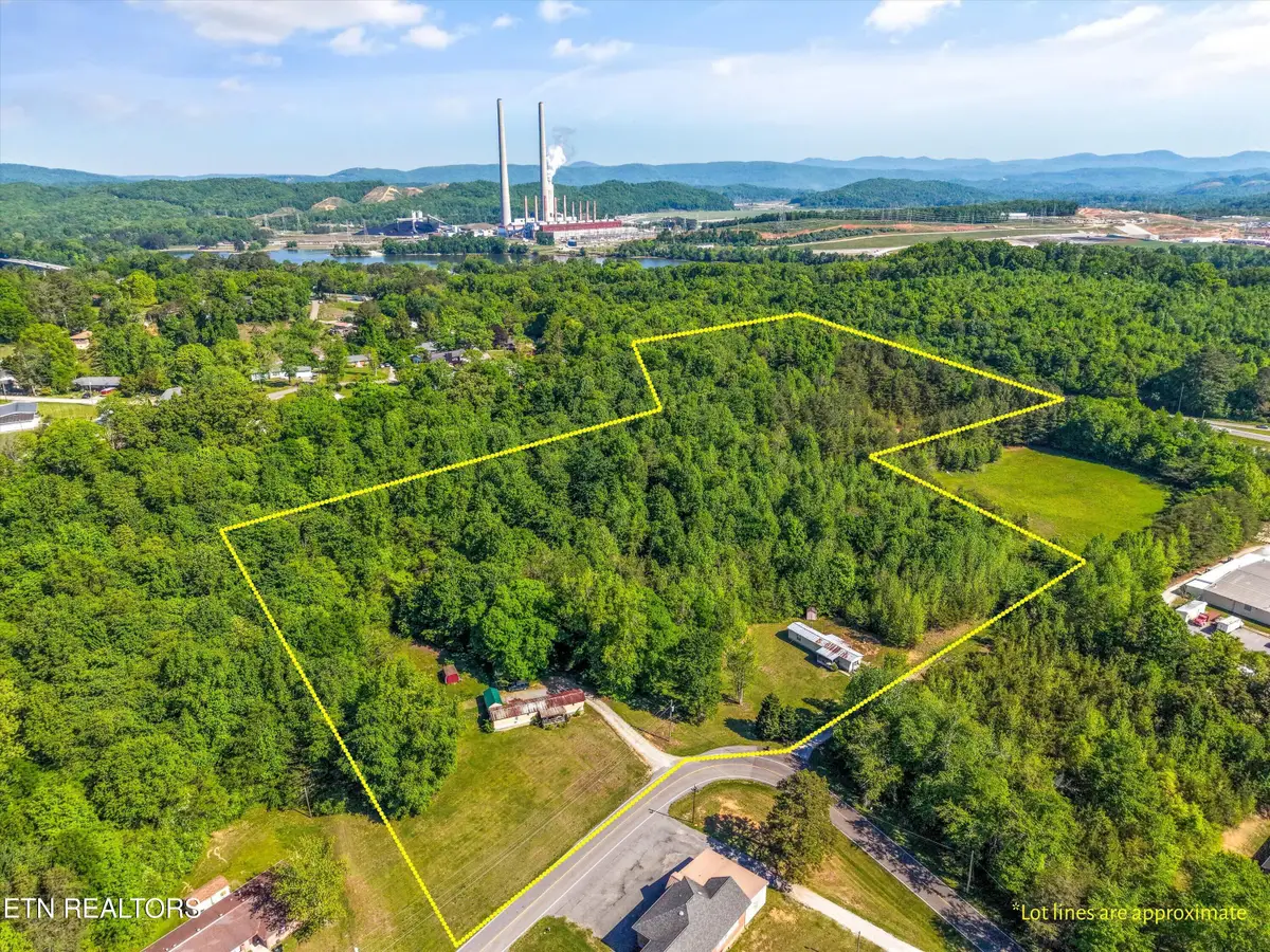 798 Greenwood St, Kingston, TN 37763 - #1