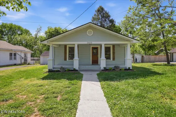 2610 Woodrow Drive, Knoxville, TN 37918