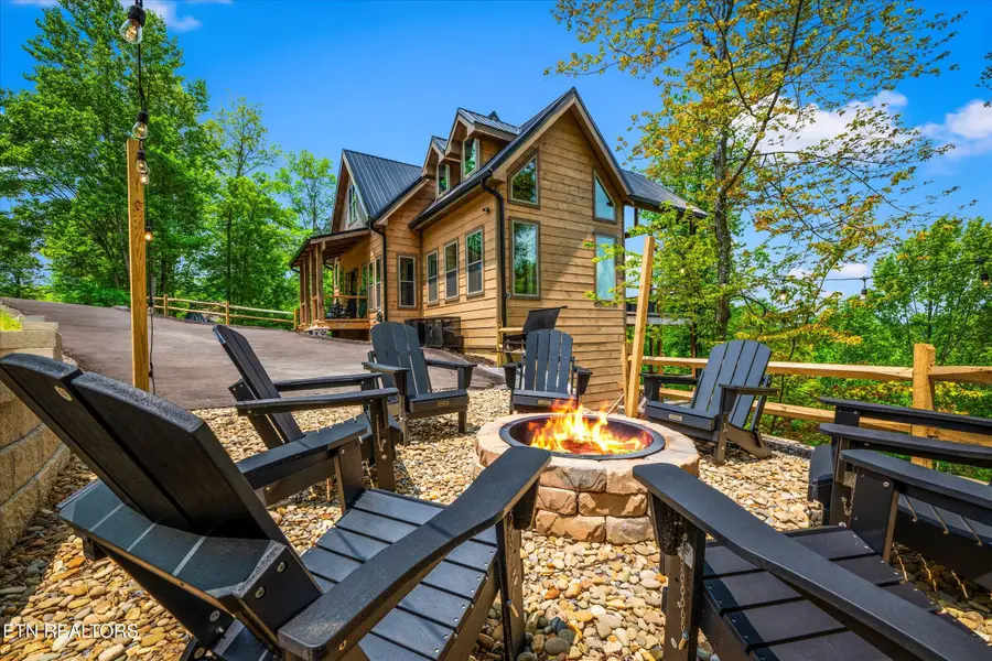 2939 Lightning Strike Drive, Sevierville, TN 37862 - #2