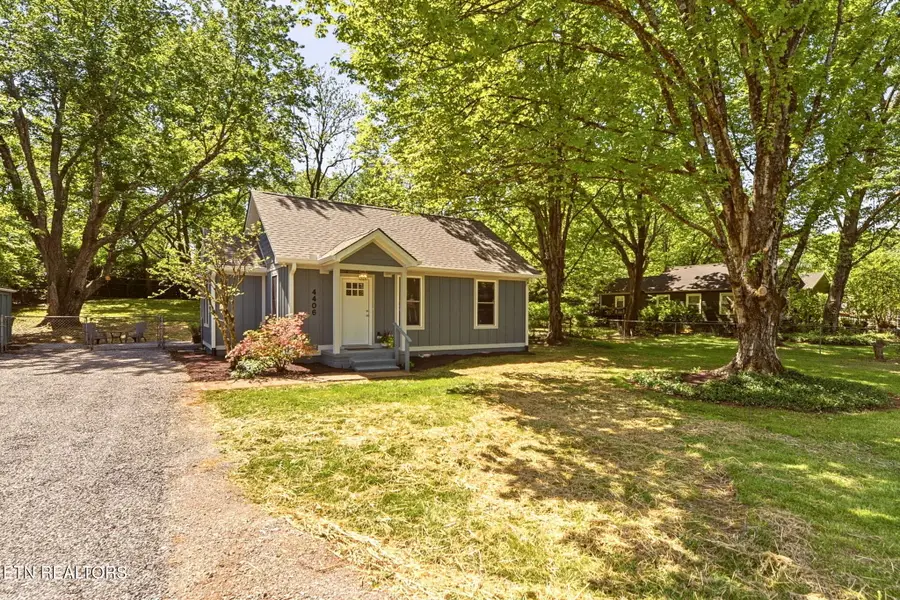 4406 Greendale Rd, Knoxville, TN 37918 - #3