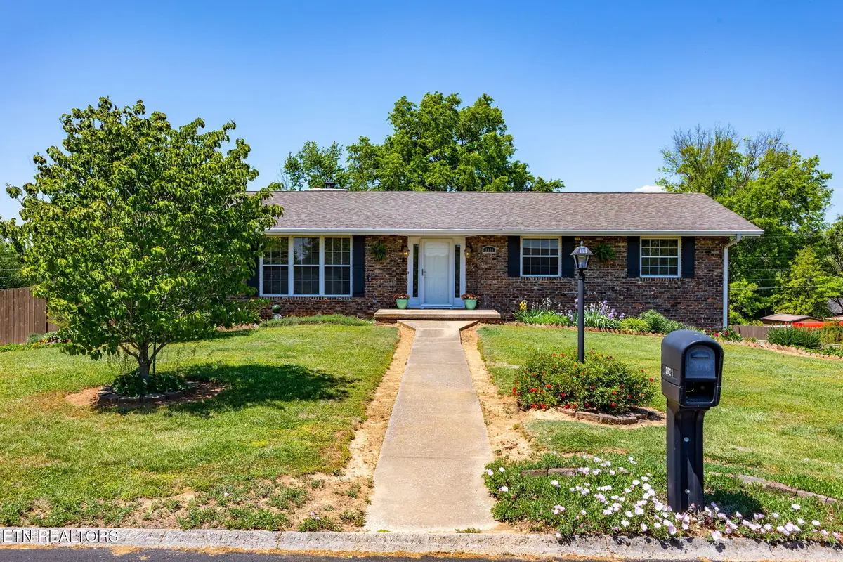 2821 Staffordshire Blvd, Powell, TN 37849 - #1