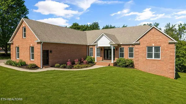 3962 Logans Landing Circle, Louisville, TN 37777