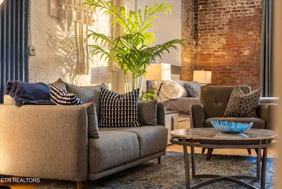 222 N Central St #106, Knoxville, TN 37917 - #2