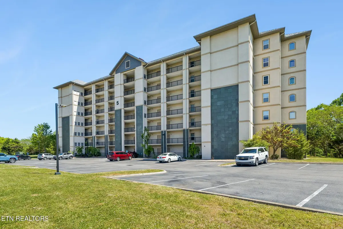 124 Plaza Drive #5106, Pigeon Forge, TN 37863 - #1