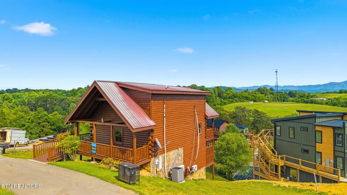 1571 Rainbow Ridge Rd, Sevierville, TN 37862 - #1