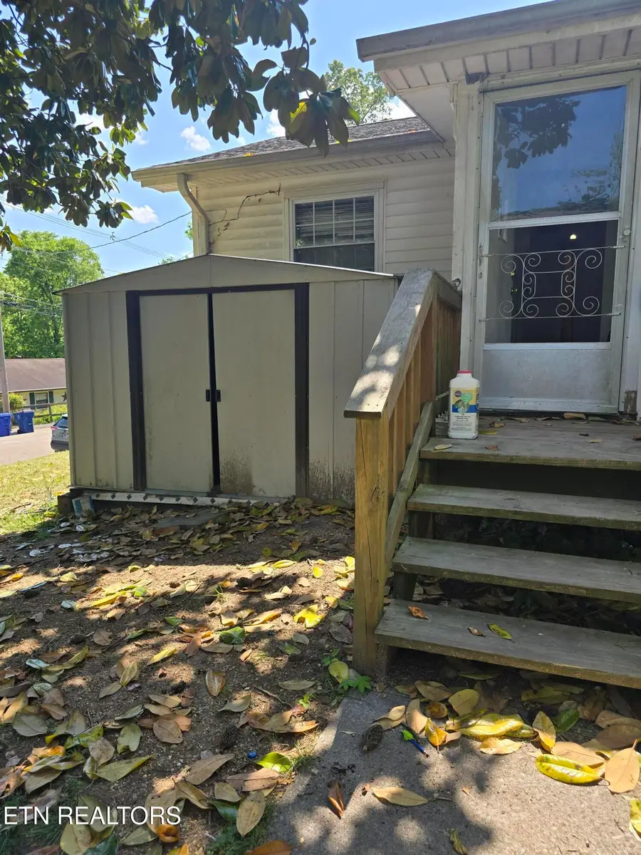 205 E Tennessee Ave, Oak Ridge, TN 37830 - #2