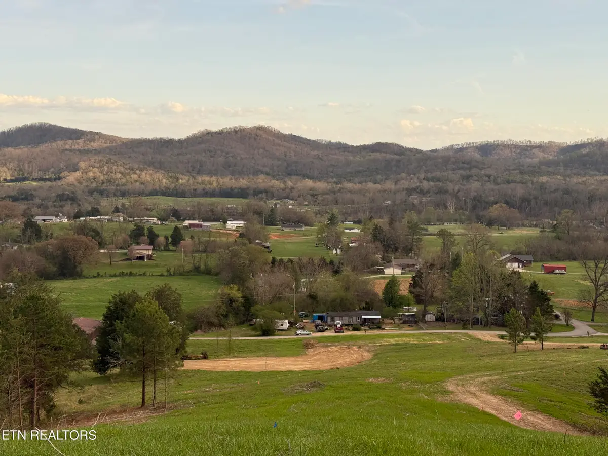 431 Smokey Rd, Rutledge, TN 37861 - #1