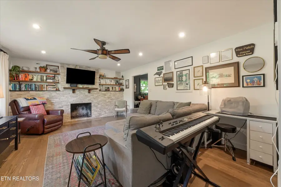 1728 Uppingham Drive, Knoxville, TN 37918 - #3