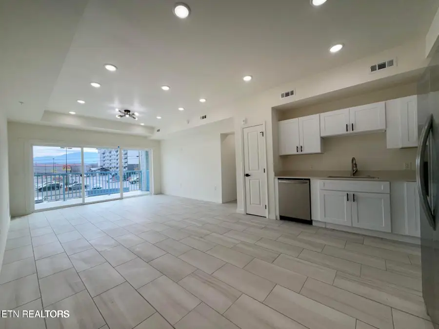 129 Sugarfoot Way #401, Pigeon Forge, TN 37863 - #3