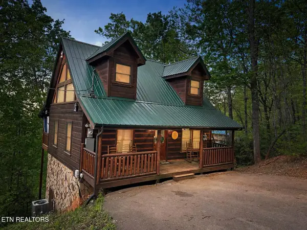 2251 Red Bud Rd Rd, Sevierville, TN 37876