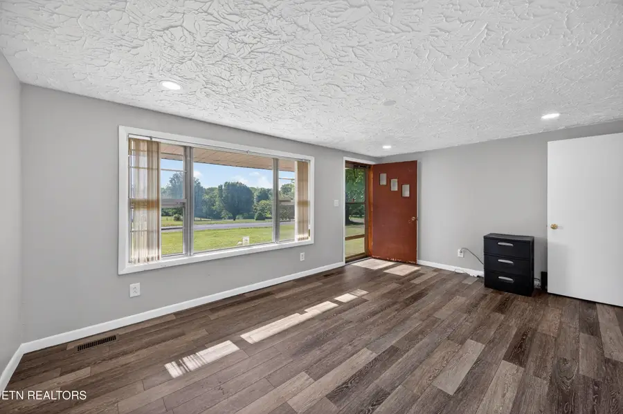 1018 New Hope Rd, Hilham, TN 38568 - #3