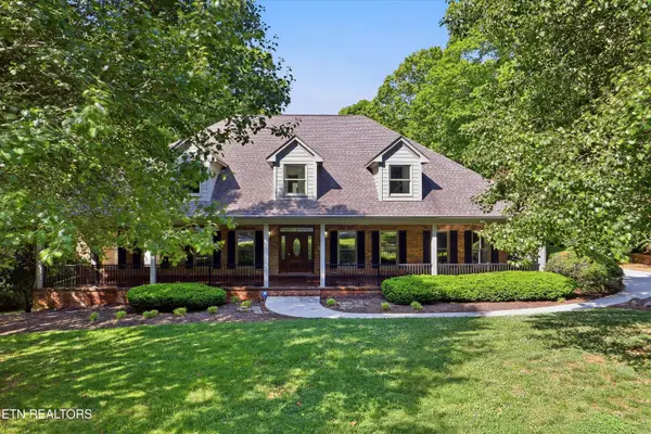 721 Hampton Roads Drive, Knoxville, TN 37934