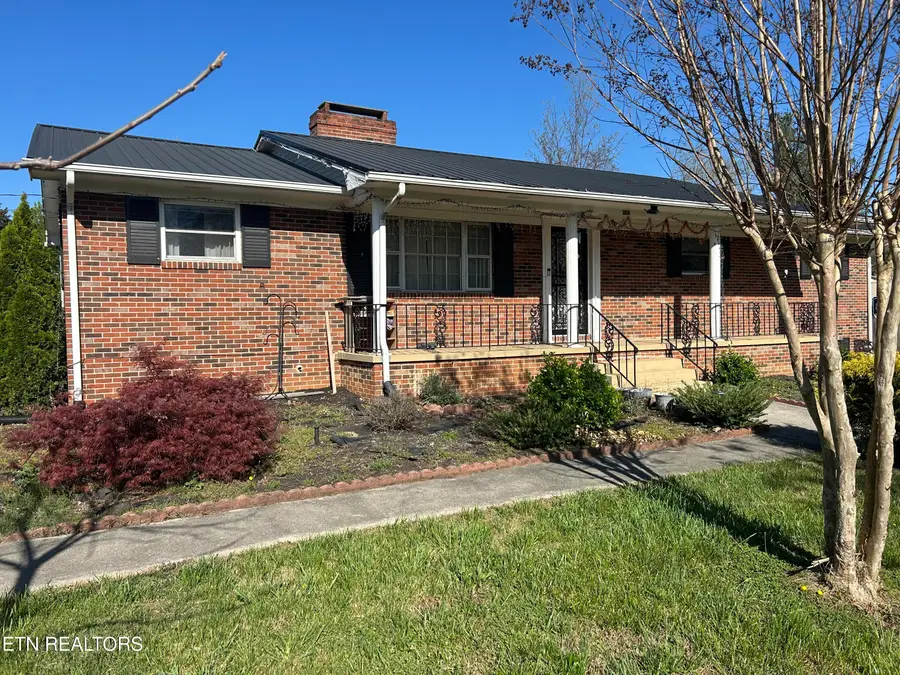 605 Masengill Ave, Morristown, TN 37814 - #3