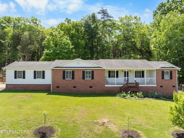 8114 Thorn Grove Pike, Knoxville, TN 37914