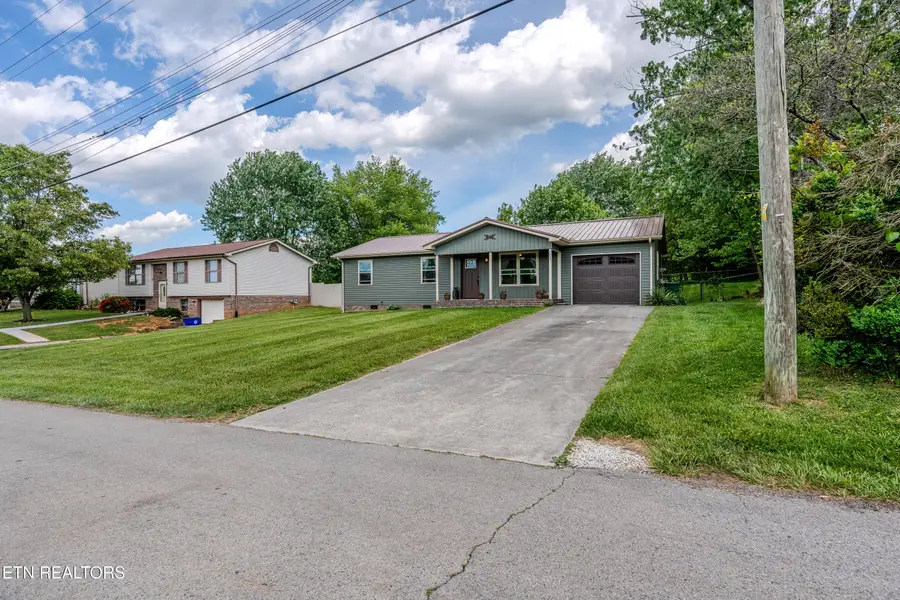 225 Virginia Ave, Morristown, TN 37814 - #2