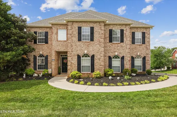 9229 Ridges Meadow Lane, Knoxville, TN 37931