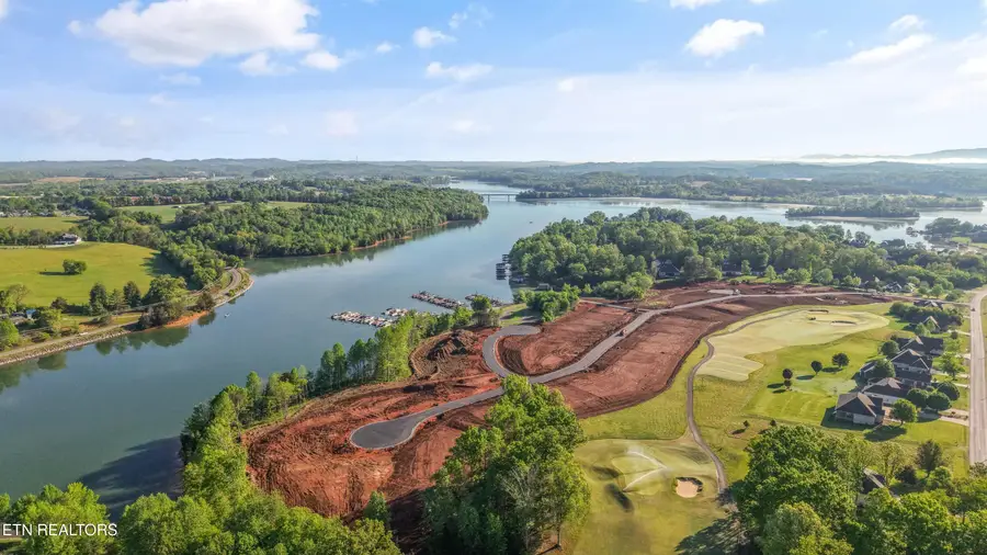 130 Agaya Tr, Vonore, TN 37885 - #3