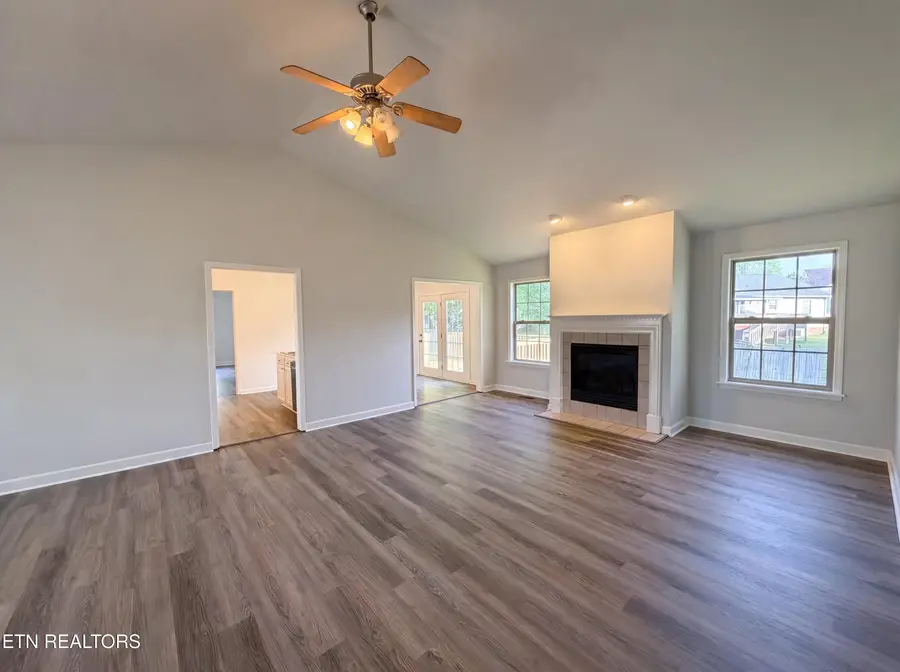 375 Walnut Lane, Corryton, TN 37721 - #3