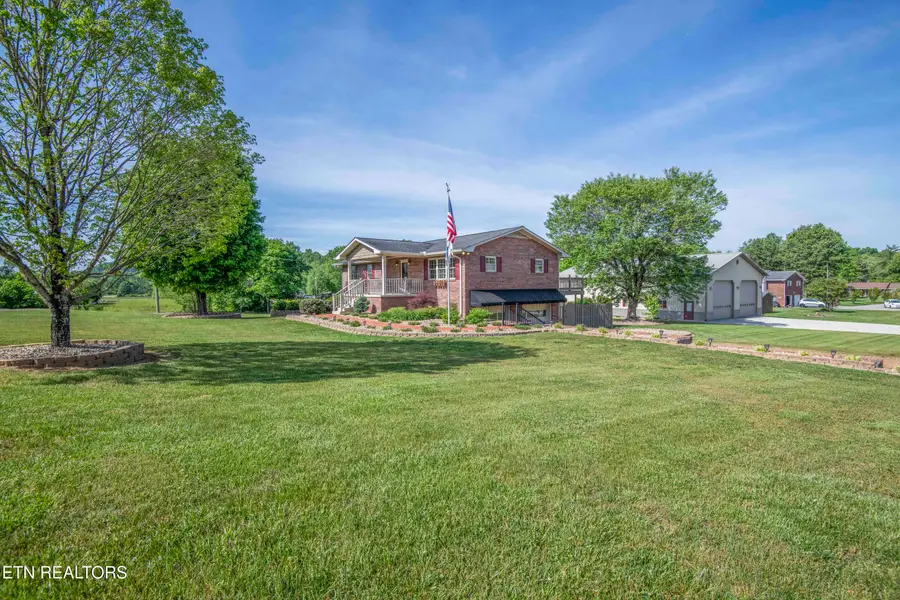 1827 Blakemore Rd, Knoxville, TN 37914 - #2