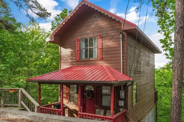 1809 Red Bone Way, Sevierville, TN 37876