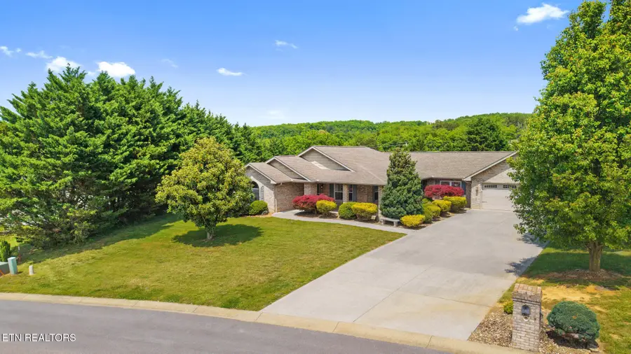 1018 Southwind Circle, Dandridge, TN 37725 - #2