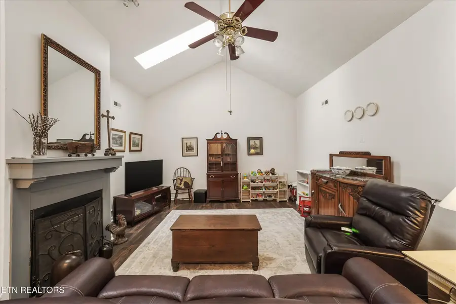 8634 Denmark St, Knoxville, TN 37931 - #2