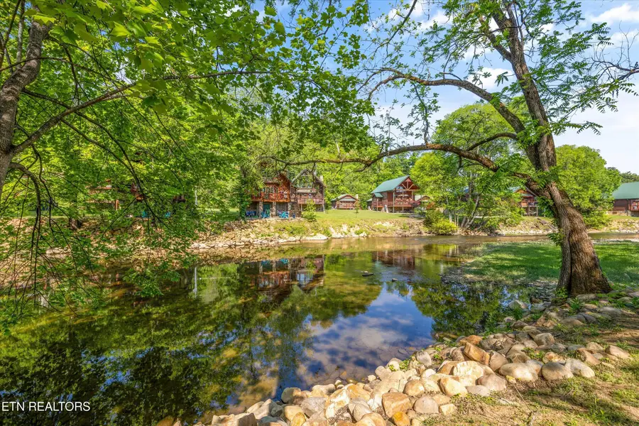 566 Tanasi Tr, Pigeon Forge, TN 37863 - #3