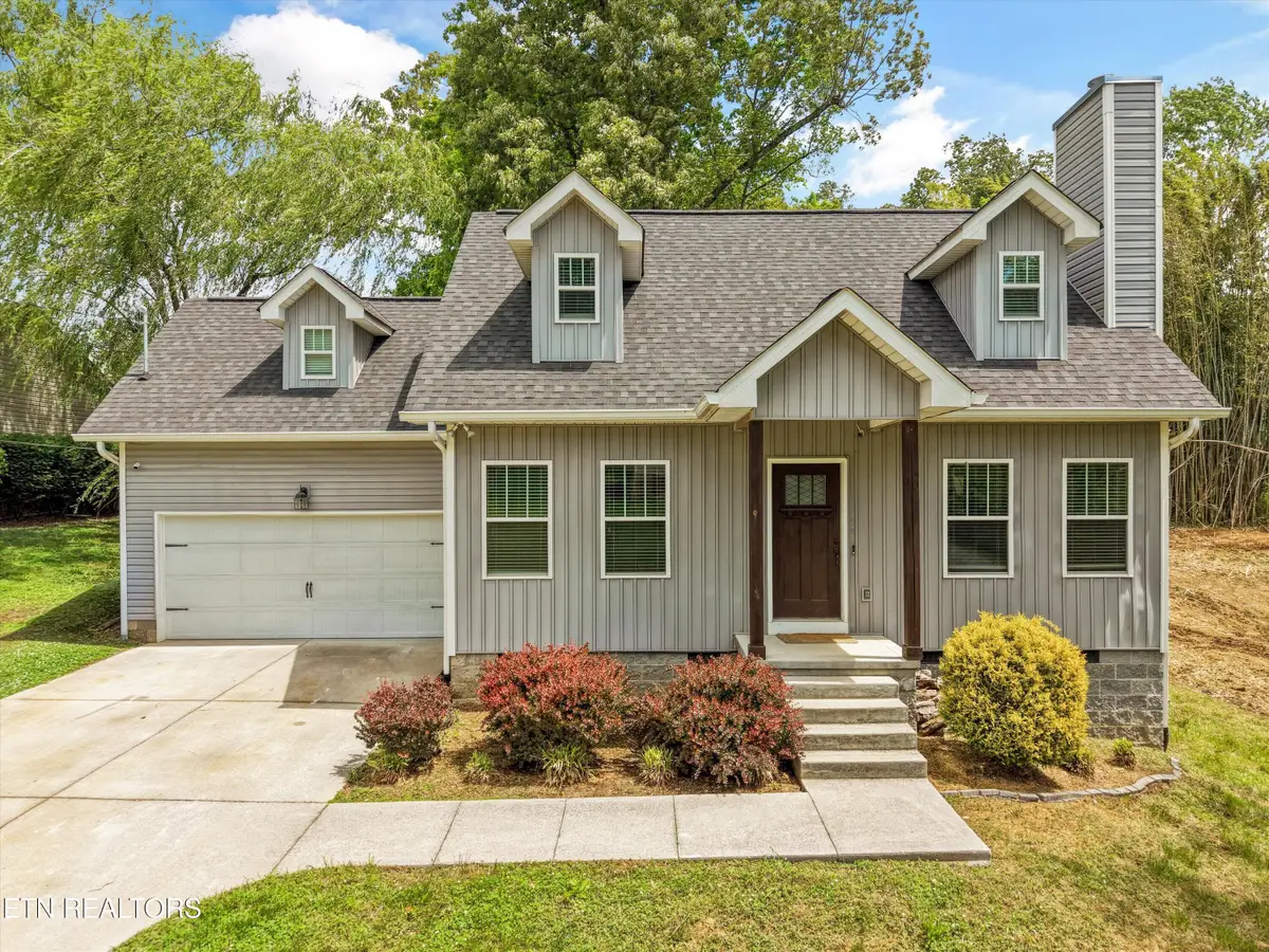 5010 Jenkins Rd, Knoxville, TN 37918 - #1