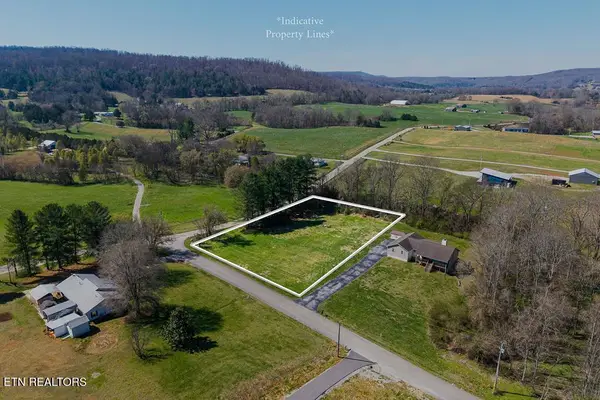 668 Webbs Camp Rd, Walling, TN 38587