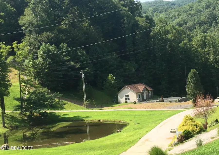 630 Country Estates Rd, Baxter, KY 40806 - #2