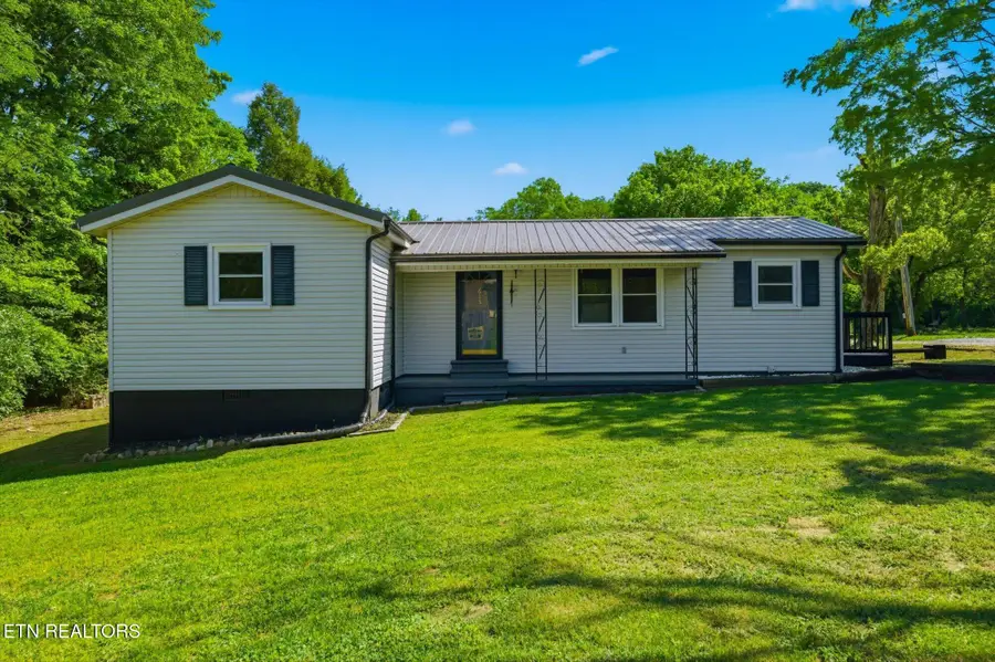 615 Carroll St, Etowah, TN 37331 - #2