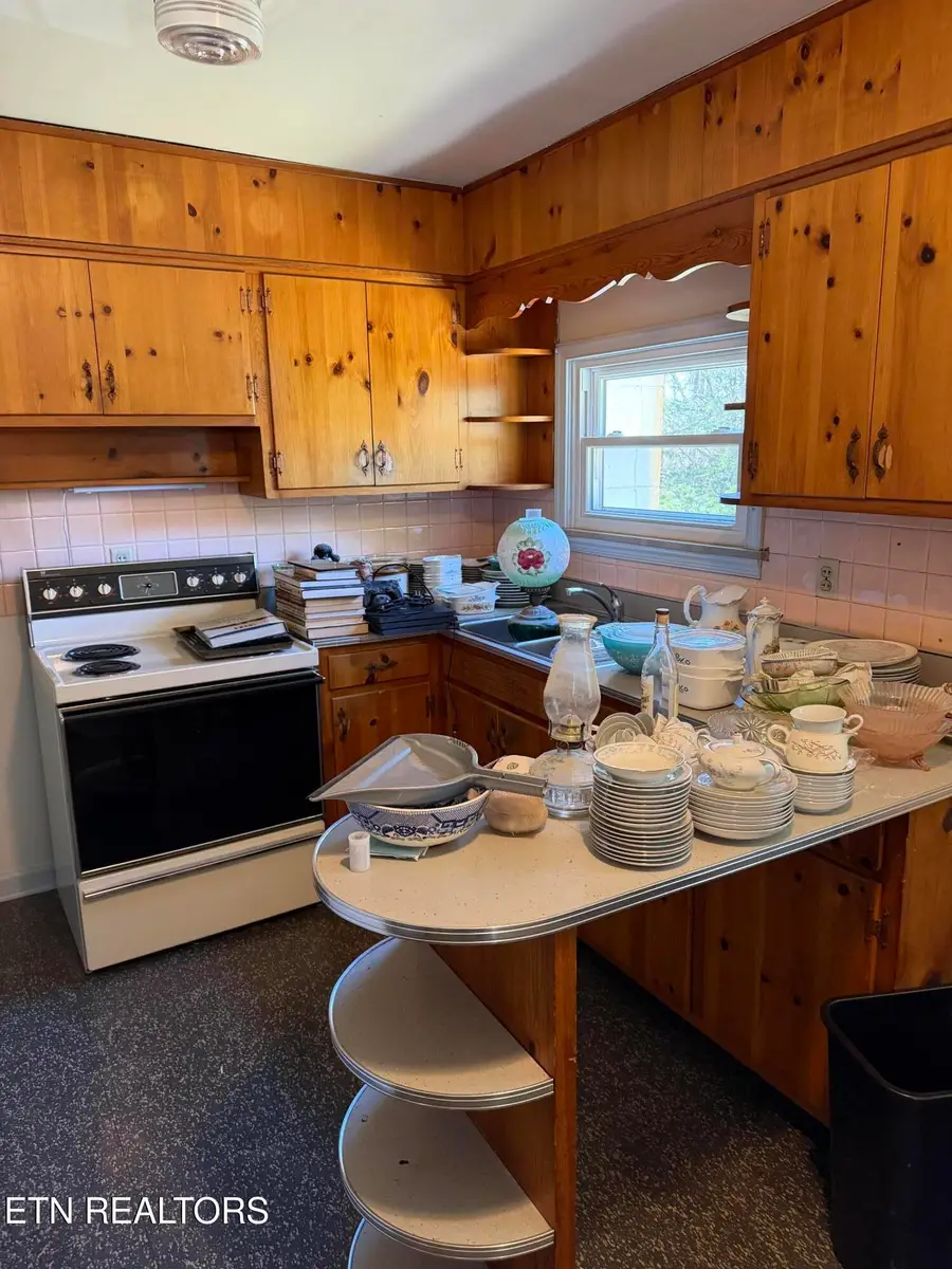 1329 Francis Rd, Knoxville, TN 37909 - #3