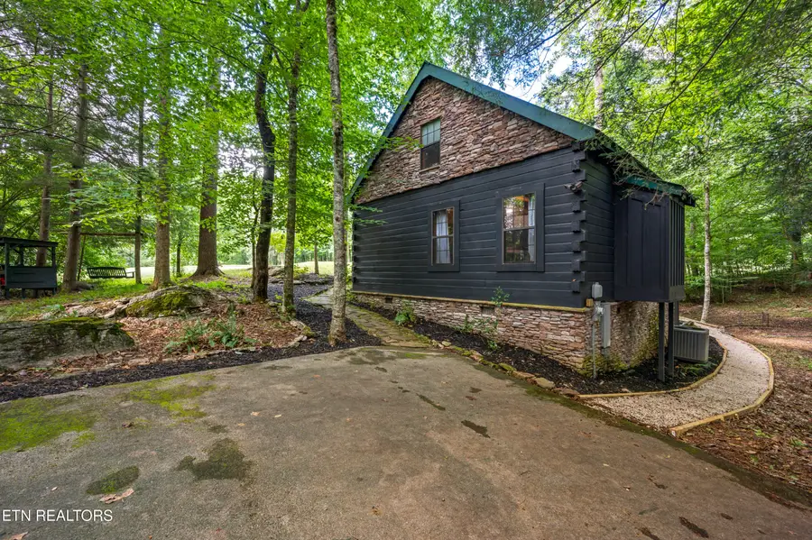 278 Laurel Rd, Townsend, TN 37882 - #3