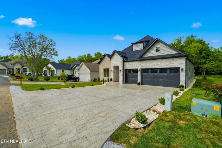 121 Ogana Way, Loudon, TN 37774 - #3