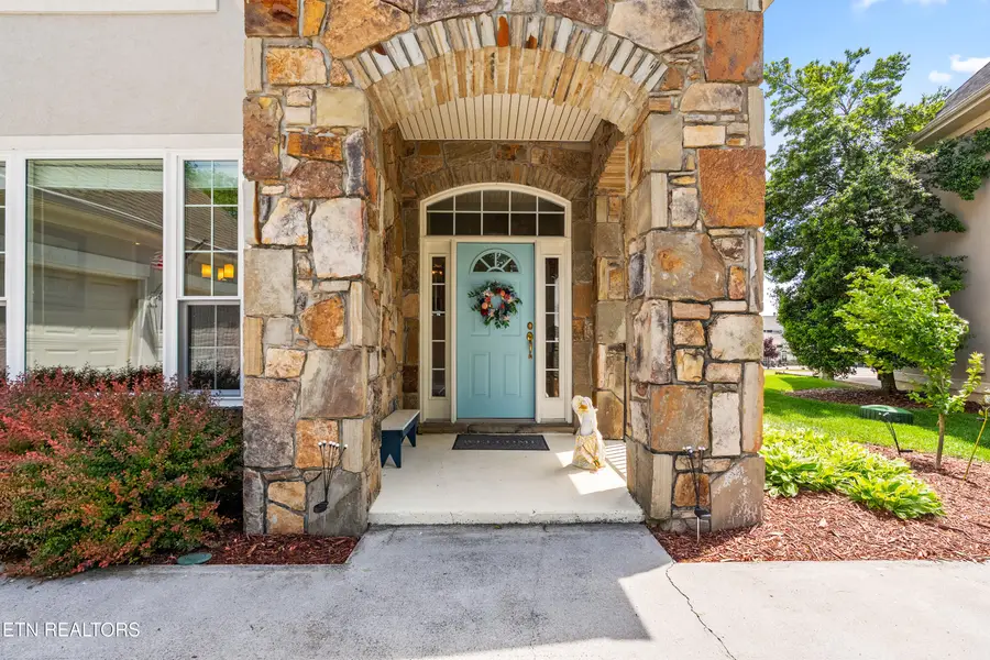 204 Kingbird Drive, Vonore, TN 37885 - #3