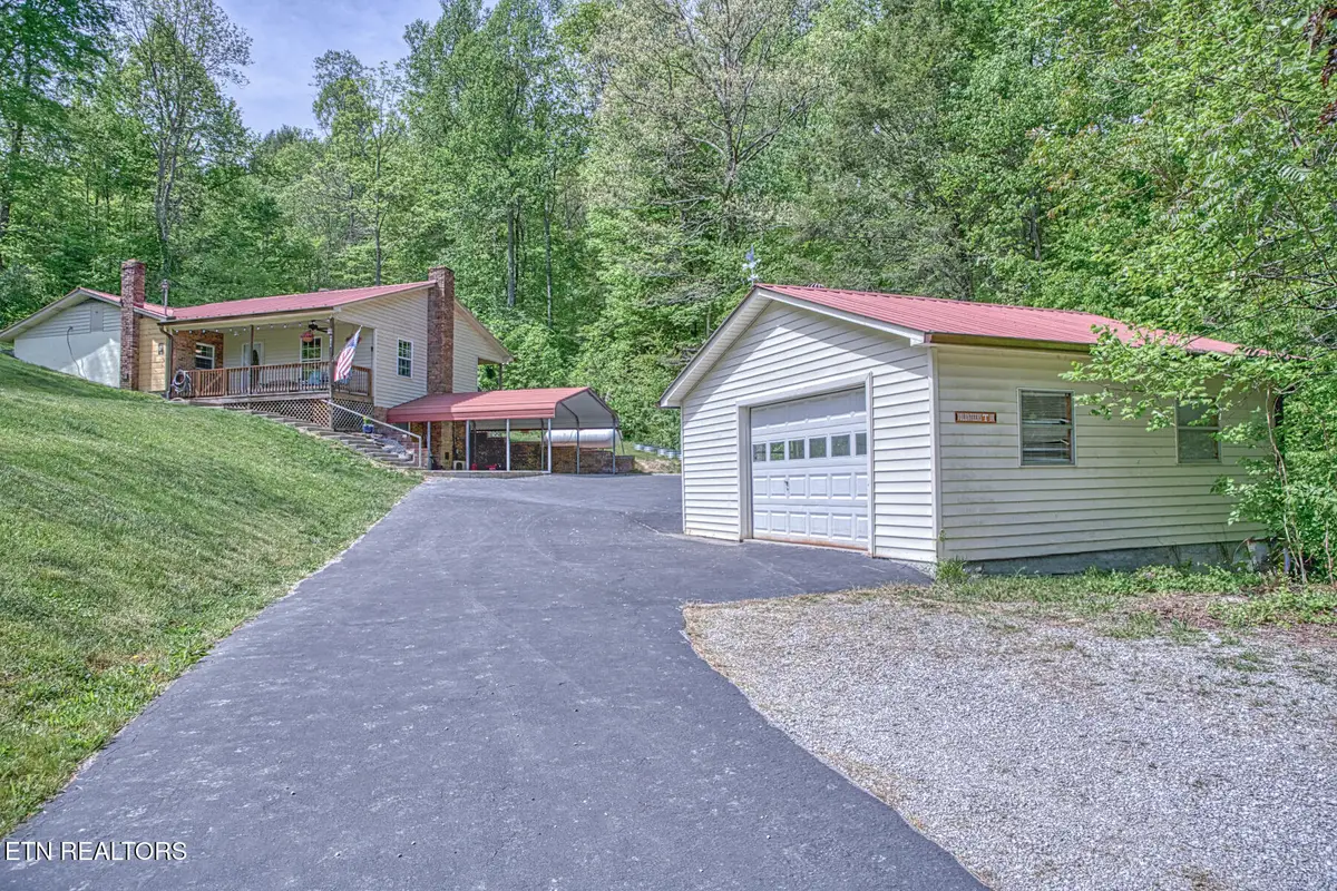 2952 Hanging Limb Hwy, Monterey, TN 38574 - #1