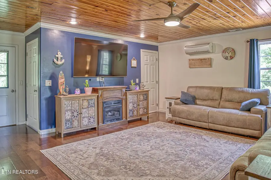 2952 Hanging Limb Hwy, Monterey, TN 38574 - #2