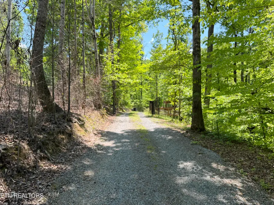 4716 Fred Jennings Rd, Walland, TN 37886 - #2
