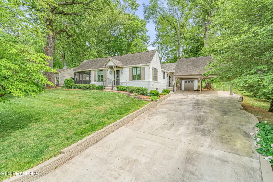 5604 Westover Drive, Knoxville, TN 37919 - #2