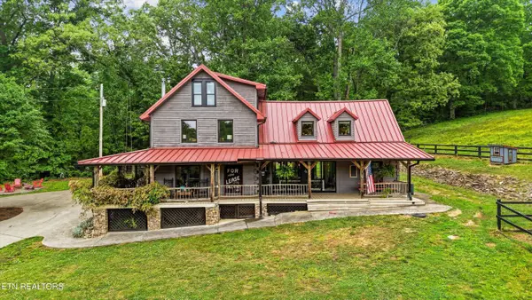299 Country Lane, Lenoir City, TN 37771